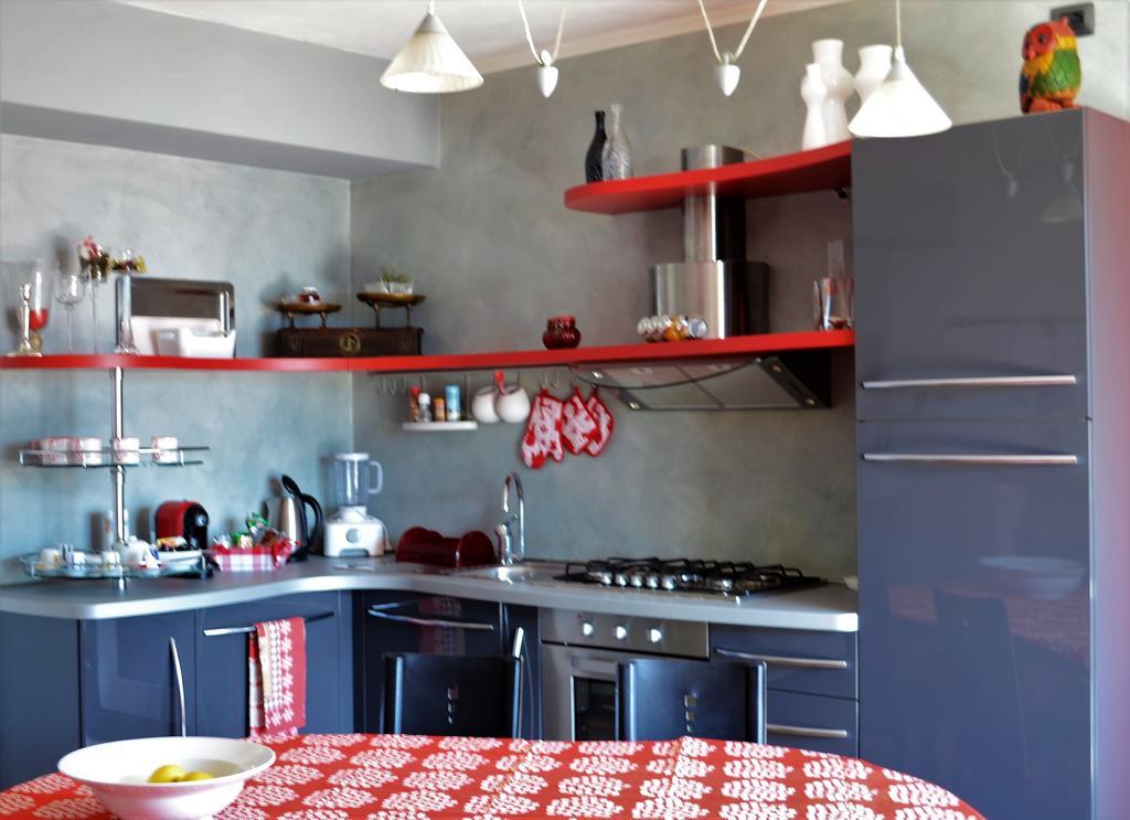 Tremezzina Appartamento Red & Grey Mezzegra Eksteriør billede